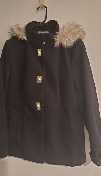 Juniors Black Waist-length Buttoned Coat - Picture 1 of 3
